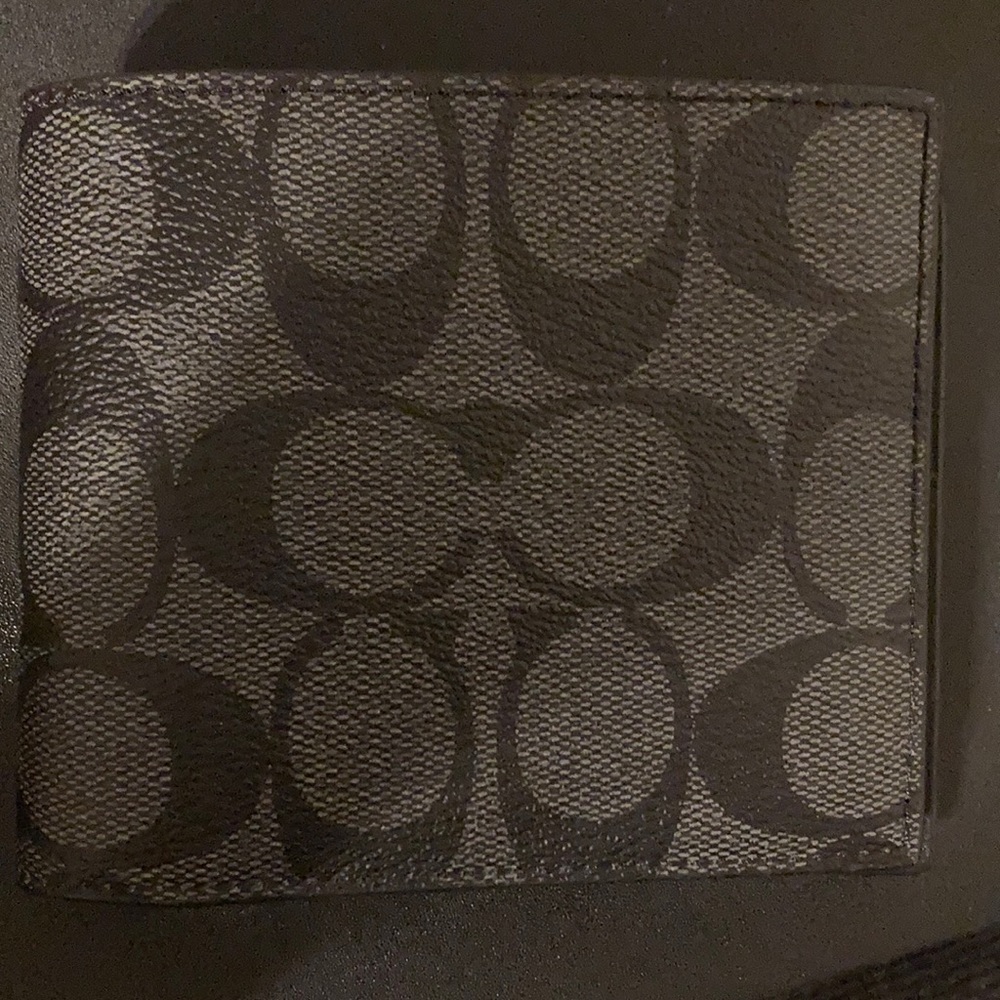 Men’s Coach Wallet (never used)